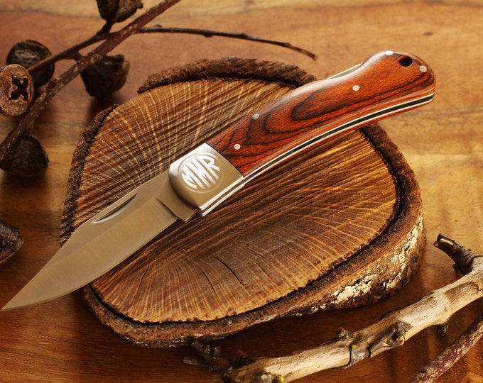 Engraved Pocket Folding Knife Gift for Him, Custom Groomsmen Gifts Personalized Knife with Wood Handle, Father's Day Gift