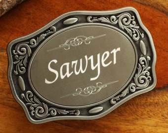 logo belt buckle