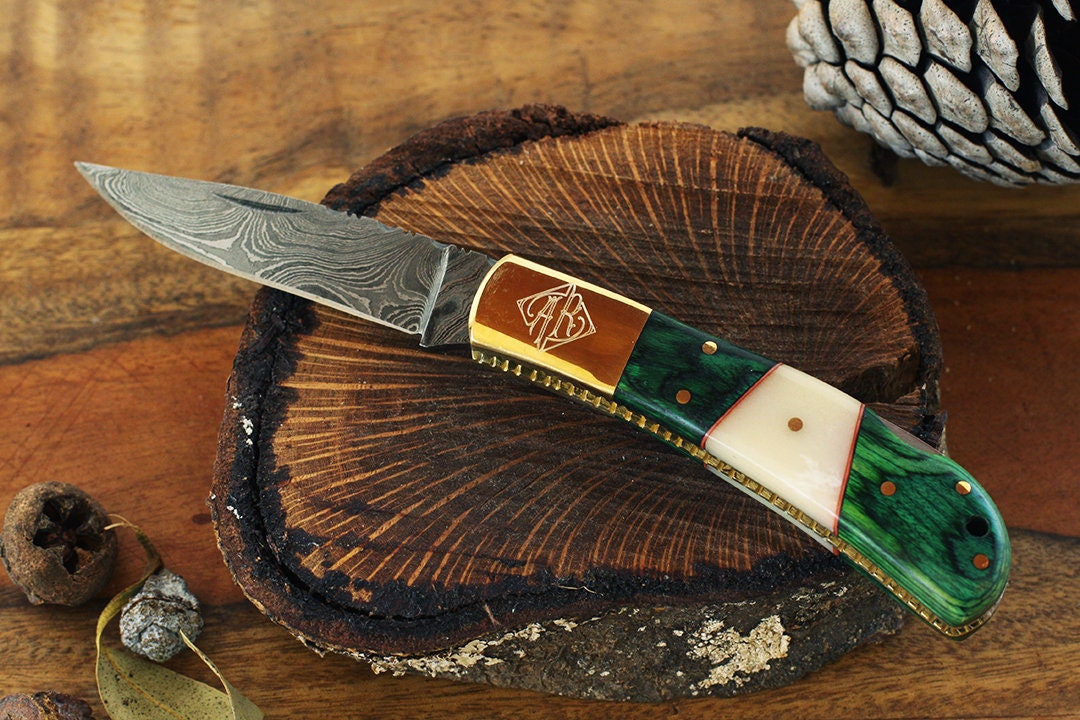 Damascus Pocket Knife With Green Wood & Bone Handle Personalized Groomsman  Pocket Knife, Damascus Knives With Emerald Color Wood Handle 