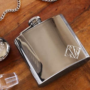 Engraved Silver Flask Graduation Gift, Groomsmen Personalized Flask, Custom Monogram Flask Gift for Groom, Minimalist Flask, Gift for Him