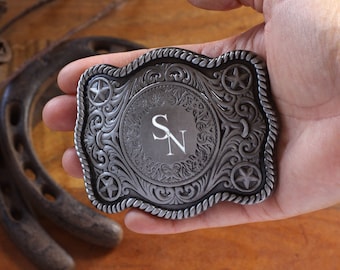 Engraved Name Belt Buckle: Antique Finish Groomsmen Gift