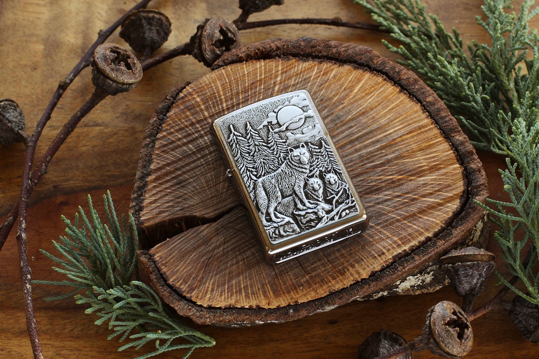 Official Timberwolves Zippo© Lighter, Wolf Pack Zippo©, Groomsman