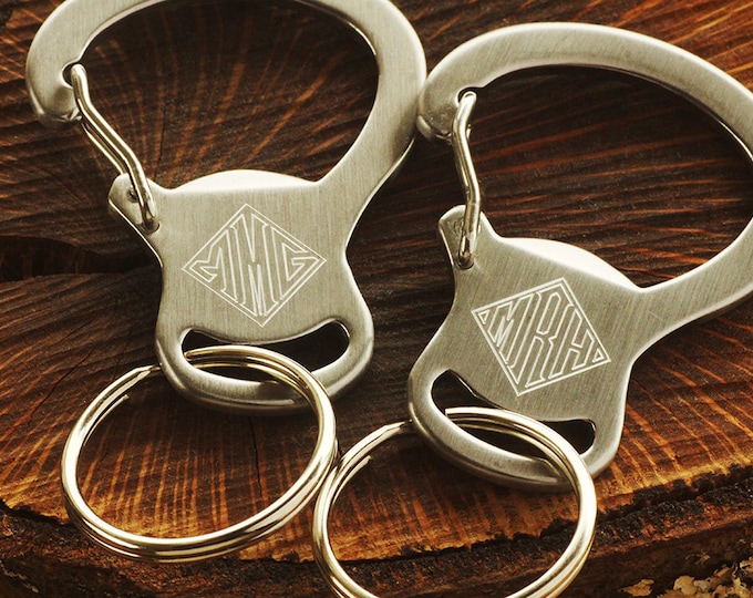 Carabiner Bottle Opener, Groomsmen Personalized Keychain Bottle Opener, Groomsman Custom Engraved Gift Keychain for Him