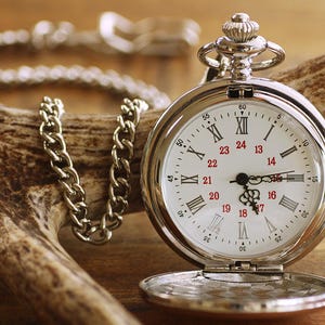 Engraved Silver Pocket Watch, Personalized Groomsmen Gifts, Engraved Wedding Date, Anniversary Gift For Men