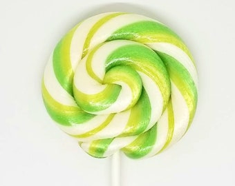 10 piruletas de caramelo espirales hechas a mano, personalizadas, de cualquier sabor, 2.5", MadScienceSweets, regalos de fiesta, verdes