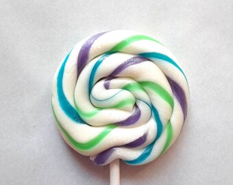 10 piruletas de caramelo con espiral hechas a mano, personalizadas, de cualquier sabor, 2.5", MadScienceSweets, regalos de fiesta, morado, verde azulado, verde