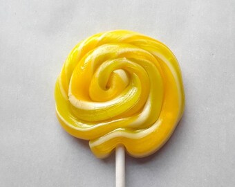 10 piruletas de caramelo con espiral hechas a mano, personalizadas, de cualquier sabor, 2.5", MadScienceSweets, regalos de fiesta, amarillo, verde y blanco