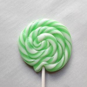 10 Handmade Swirl Candy Lollipops, Handmade Twirly Lollies, Custom, Any Flavor, 2.5&quot;, MadScienceSweets, party favors, Green and White