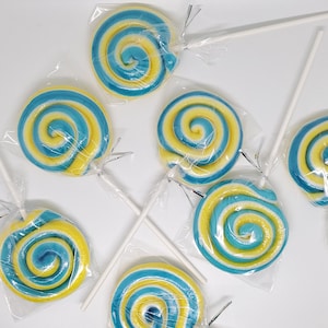 10 Handmade Blue and Yellow Swirl Lollipops, Customizable, Any Flavor, 2.5&quot;, Christmas/Birthday Favors, MadScienceSweets