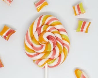 10 piruletas de caramelo artesanales con forma de huevo, piruletas rizadas hechas a mano, personalizadas, cualquier sabor, MadScienceSweets, dulces de Pascua