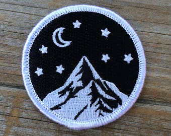 Mountain Patch, Embroidered Patch, Mountains, Nature Patch, Applique Iron On Patch, Adventure, Patches, Gifts for him, Gifts for her