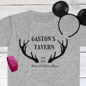 T-shirt Disney La Belle et la Bête Gaston's Tavern T-shirt Softstyle Parc Disney World
