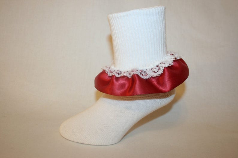 Girls White Nylon-Cotton Bobby Socks with Burgundy Satin /& White Lace Ruffle Robin by Socks For A Princess