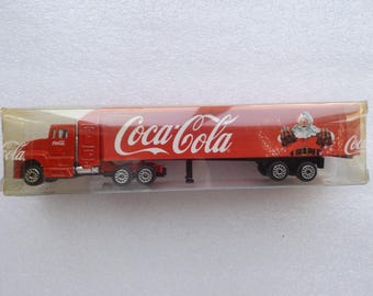 コカコーラ ダイキャスト おもちゃの車 ドリンク コカコーラ トラック