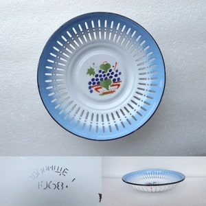 Vintage Enamel Fruit Bowl , Colander , Strainer , 1968&#39;s Bulgaria , EXCELLENT , Free Worldwide Shipping