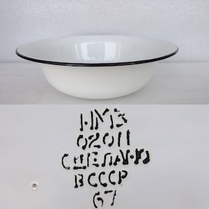 Vintage Enamel Round  Dish Bowl 28 cm , USSR 1967s , Excellent , Free Worldwide Shipping