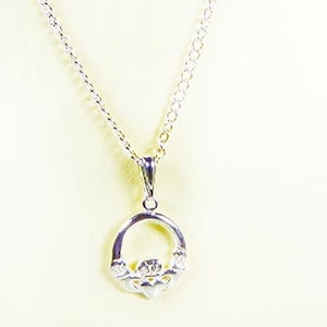 CLADDAGH NECKLACE, Necklace, claddagh jewelry, silver claddagh, silver chain, Irish necklace, love necklace, friendship necklace - 1506N
