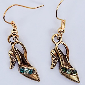 HIGH HEEL EARRINGS, high heel jewelry, shoe earrings, shoe jewelry, jeweled shoes, green and gold, dangle earrings, dangle jewelry, - 0679-