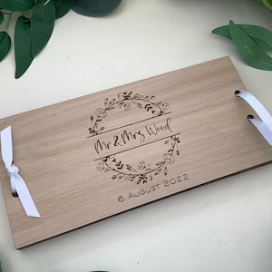 Argent/chèque/carte-cadeau en bois de célébration personnalisés pour des événements spéciaux