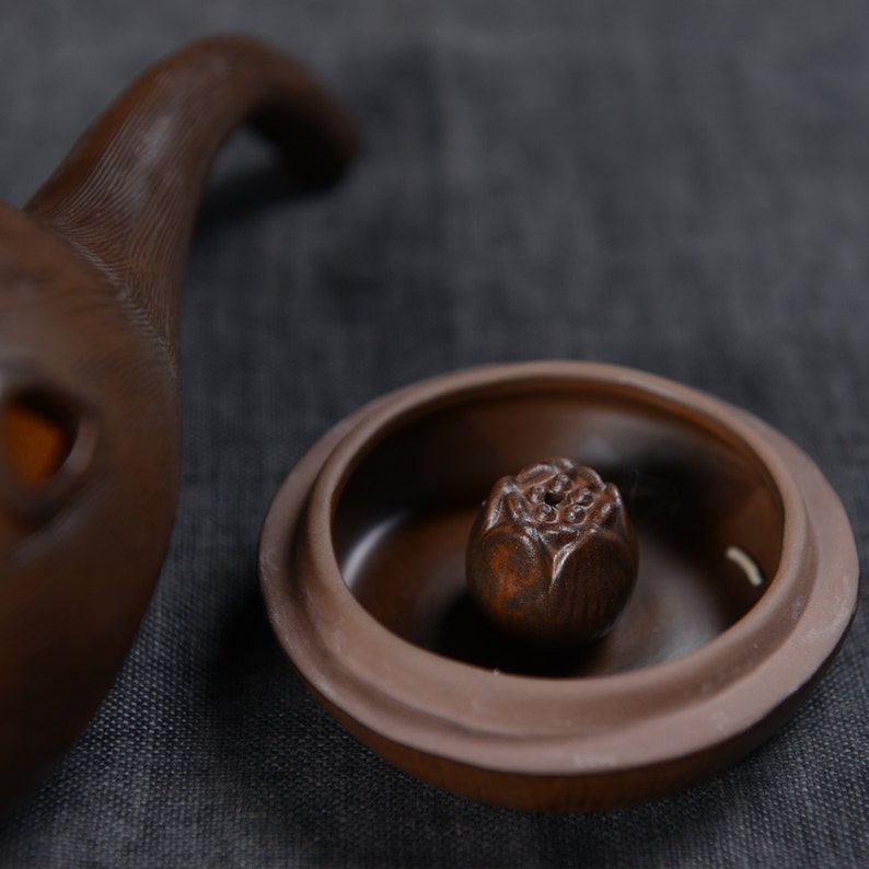 Chinese Traditional Incense Holder Aroma Scent Burner Sculpture Figurine