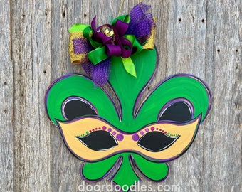 Ships Now! Mardi Gras mask door hanger decoration wooden hang wreath