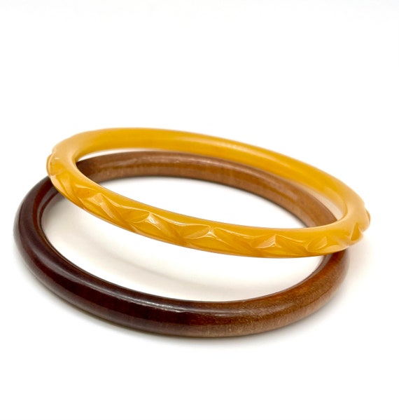 BRACELET EN BAKELITE COULEUR AMBRE CLAIR DIAMETRE 8CM