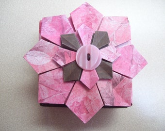 Pretty paper gift box