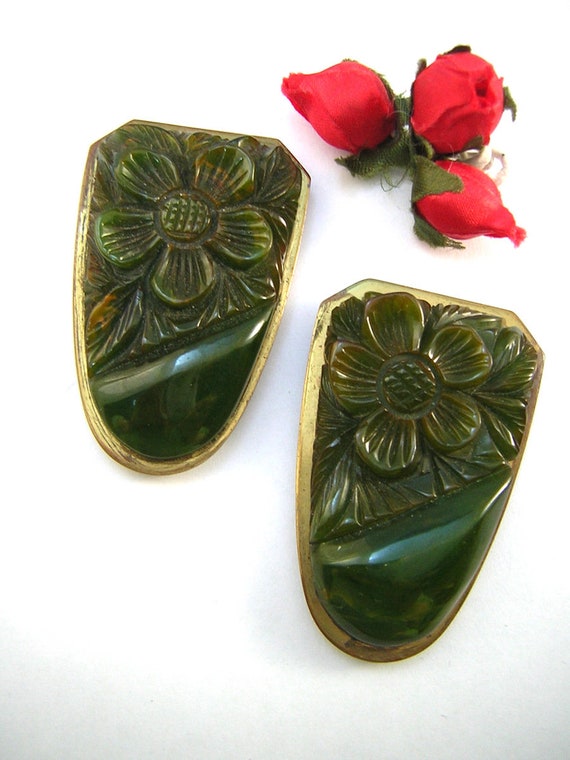 Matching Pair of Carved, Mottled Green Bakelite D… - image 1
