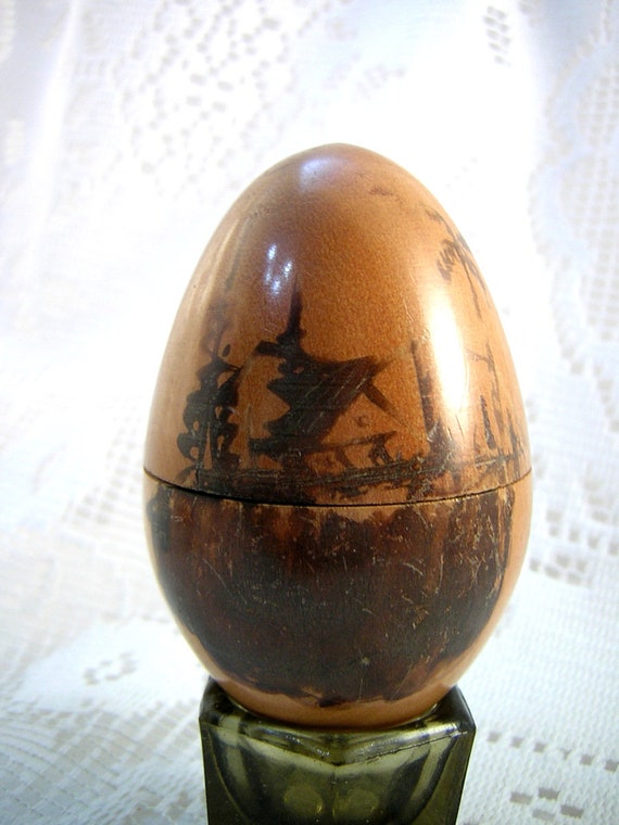 Wooden Darning Egg - Stitched Modern