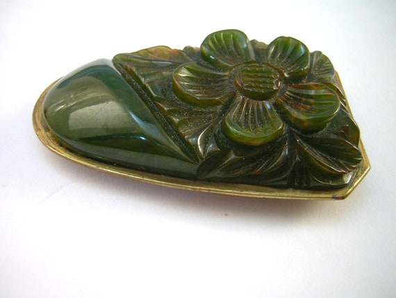 Matching Pair of Carved, Mottled Green Bakelite D… - image 7