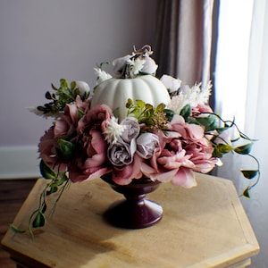 Silk flower arrangement, Pumpkin Arrangement, Fall Floral, Thanksgiving Centerpiece Fall Centerpiece, Farmhouse decor