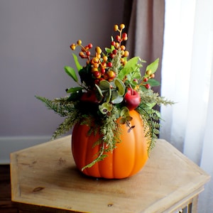 Silk flower arrangement, Pumpkin Arrangement, Fall Floral, Thanksgiving Centerpiece Fall Centerpiece, Farmhouse decor