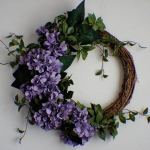 Hydrangea Front Door Wreath: Purple Floral Wedding Decor image 3