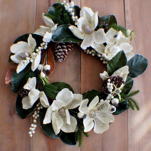 Farmhouse Christmas Wreath, Magnolia Wreath,Pine Cone Wreath, Mantel Wreath, Farmhouse Wreath, Housewarming Gift, Winter Wreath