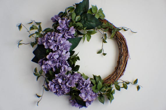Hydrangea Front Door Wreath: Purple Floral Wedding Decor