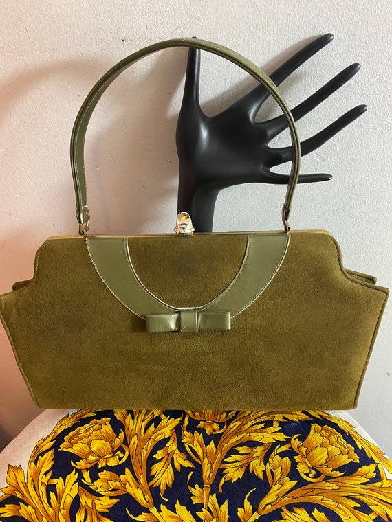 Vintage Life Stride Purse