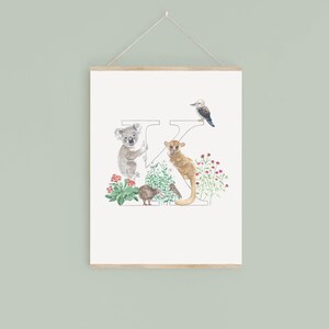 Impressão digital da letra K, plantas e animais em aquarela com inicial, presente exclusivo para crianças, imagem personalizada de decoração de berçário, novo presente para bebê
