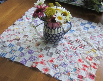 Quilt TOP PIECE - Adorable Vintage Multicolored Feedsack and White One Patch Quilt TOP Piece 43.5X 32"