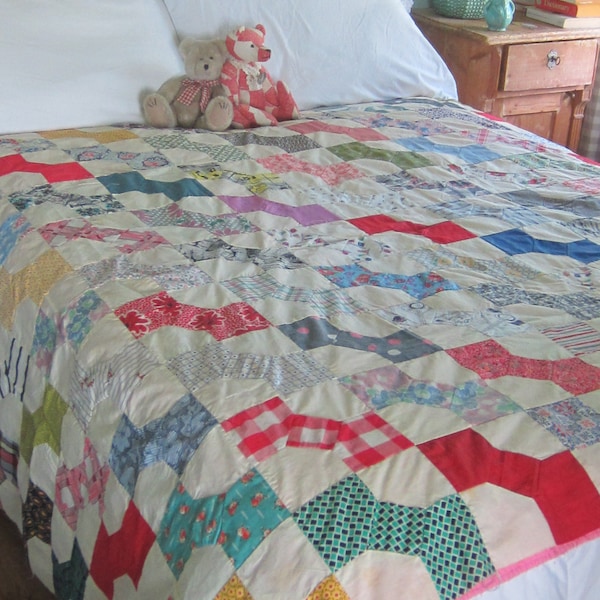 Quilt Top - Simply Adorable Vintage Feedsack Bowtie Quilt TOP 61X88"