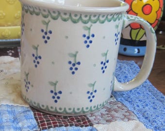 1 Lovely Boleslawiec Polish Pottery Blue and Green Floral Mug