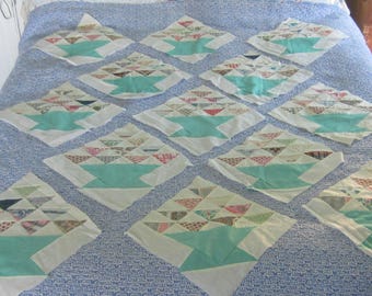 Quilt Blocks - 13 Pristine Vintage Feedsack and White Basket of Scraps Basket Quilt Blocks 9-9.25"