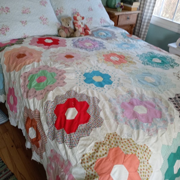 QUILT TOP - Charming Vintage Multi + White Feedsack Grandmothers Flower Garden Quilt TOP 71X89"