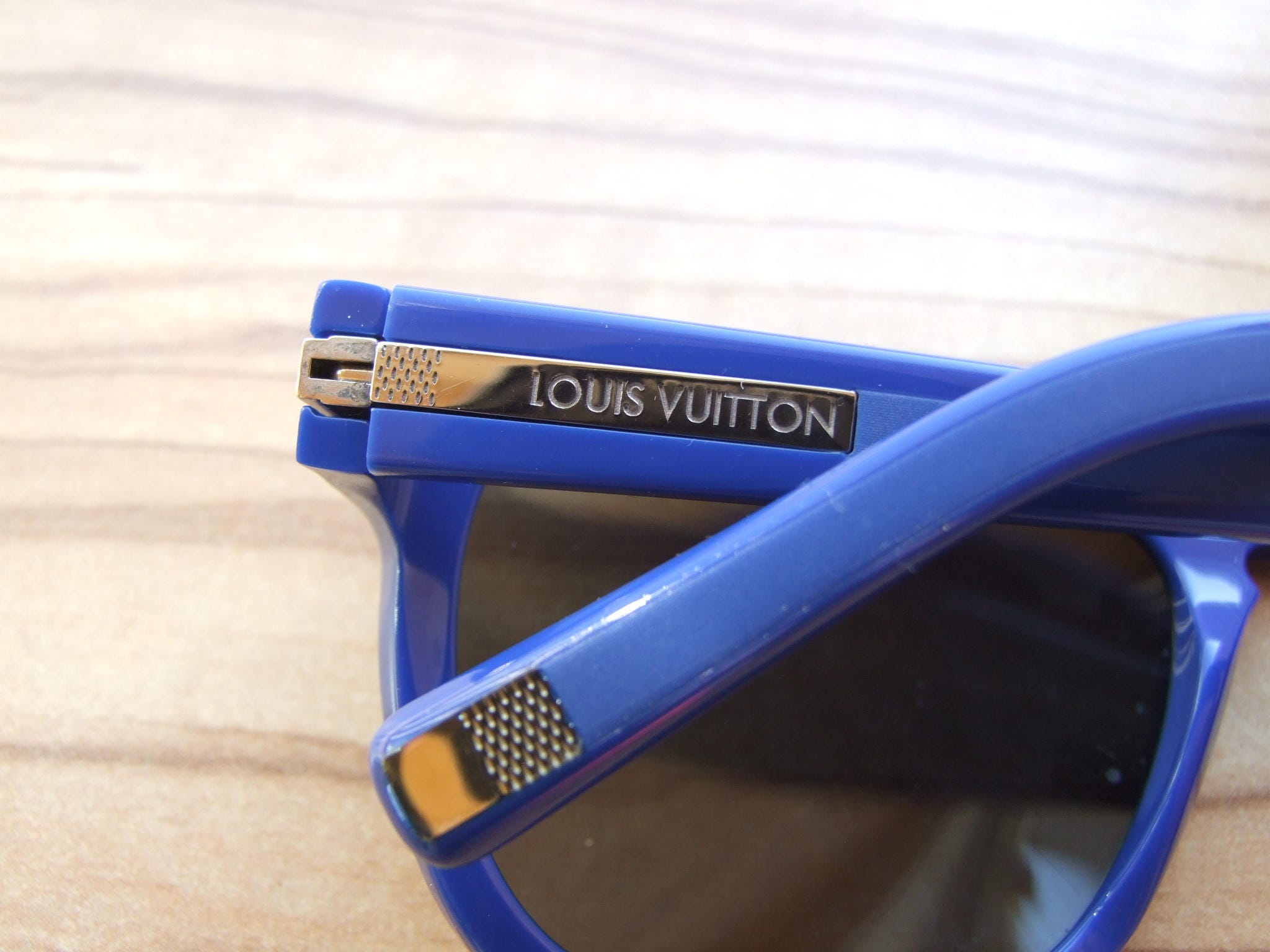 Louis vuitton blue sunglasses 