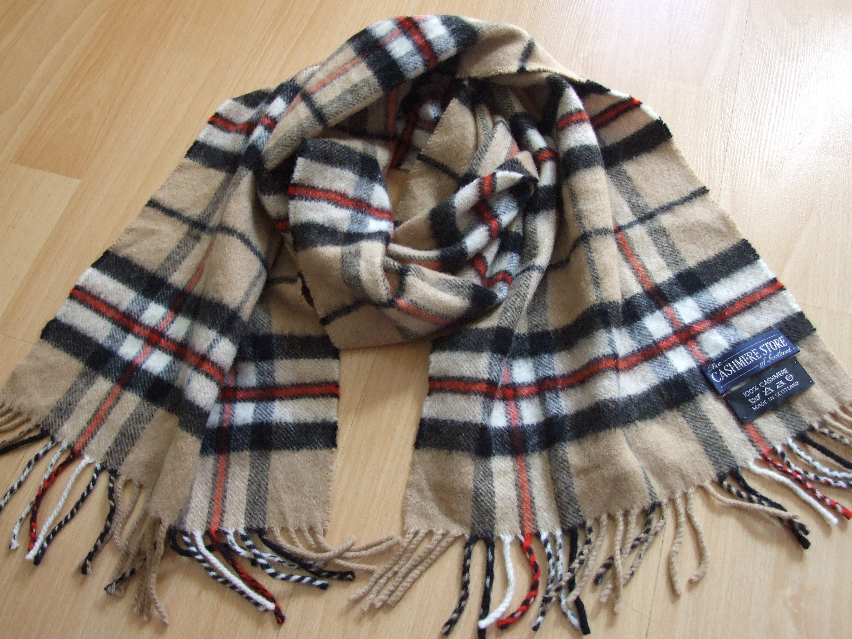 Cashmere Scarf in Nova Check Pattern, Scotland Brand Scarf, Warm