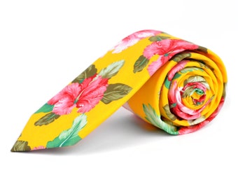 Yellow Floral necktie -Yellow Floral TIe -  Floral necktie - 1970s floral necktie - Floral neckties weddings - Cotton Floral Necktie