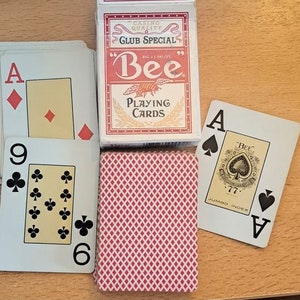baraja vintage de cartas BEE Club Special en caja