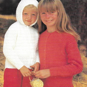 Sofortiger Download - PDF - DK Damen Strickjacke mit Kapuze & Rundhals Strickmuster (C118)