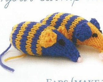 Instant Download - PDF-Beautiful  little Catnip Mouse Cat Toy Knitting Pattern (T10)