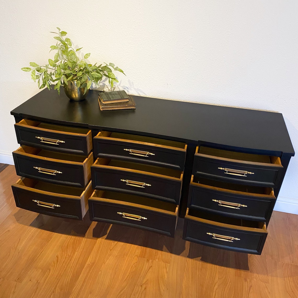 SOLD Gorgeous Vintage Regency 9 Drawer Dresser Gold Hardware Vintage ...