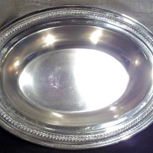 Cuenco para servir ovalado de plata de la marca F.B. Rogers Silver Co. Hollowware, modelo n.° 1205, década de 1960
